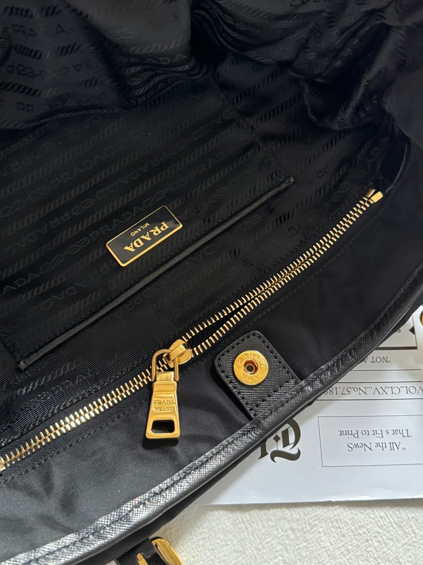 Vintage Prada 尼龍shopping tote🧺