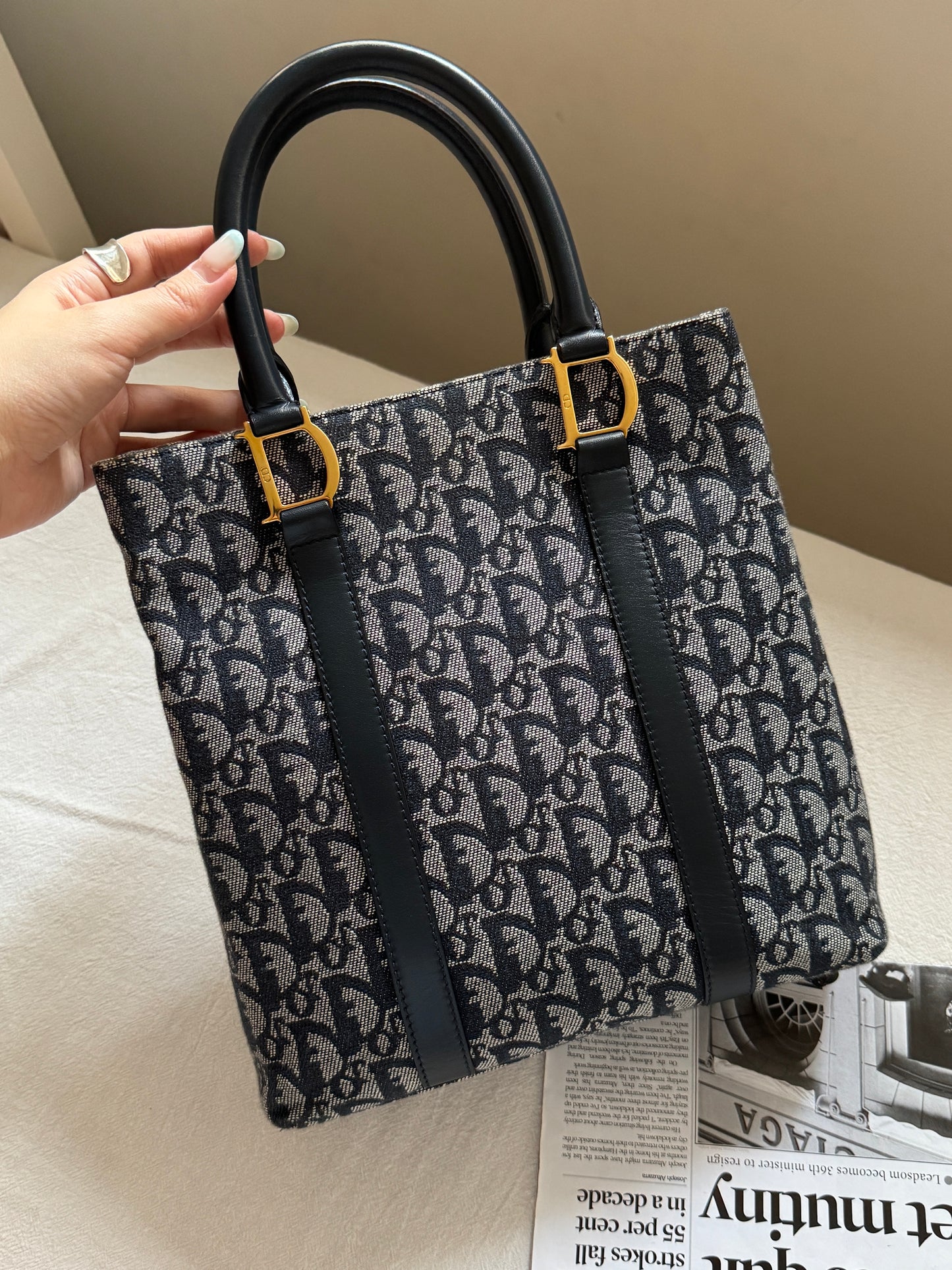 Vintage Dior dark navy trotter tote ⚓️