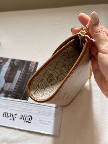 Vintage Dior honeycomb 2-way envelope🍯
