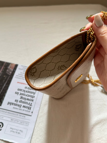 Vintage Dior honeycomb 2-way envelope🍯