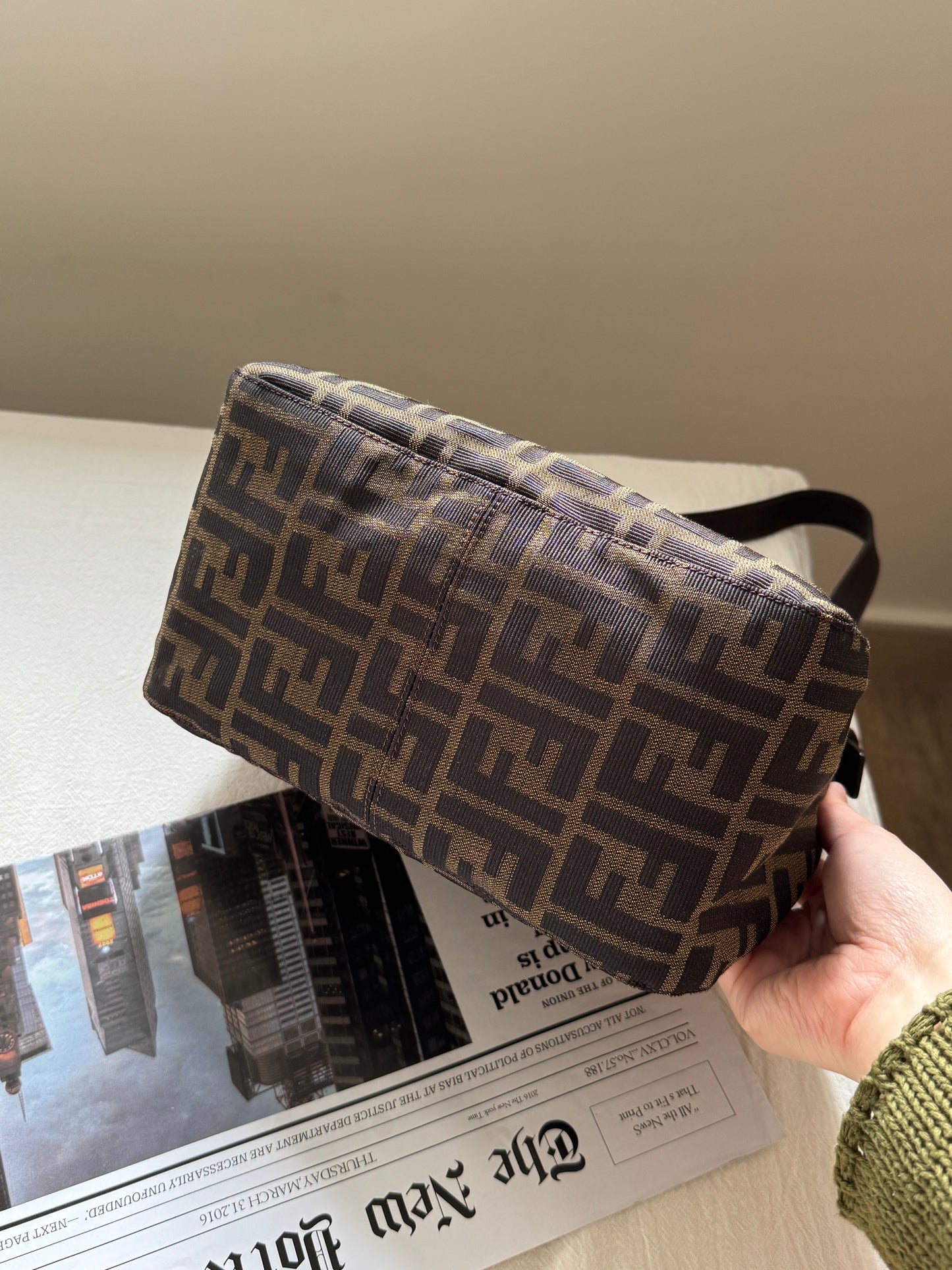 Vintage Fendi 老花銀扣square baguette 🍞