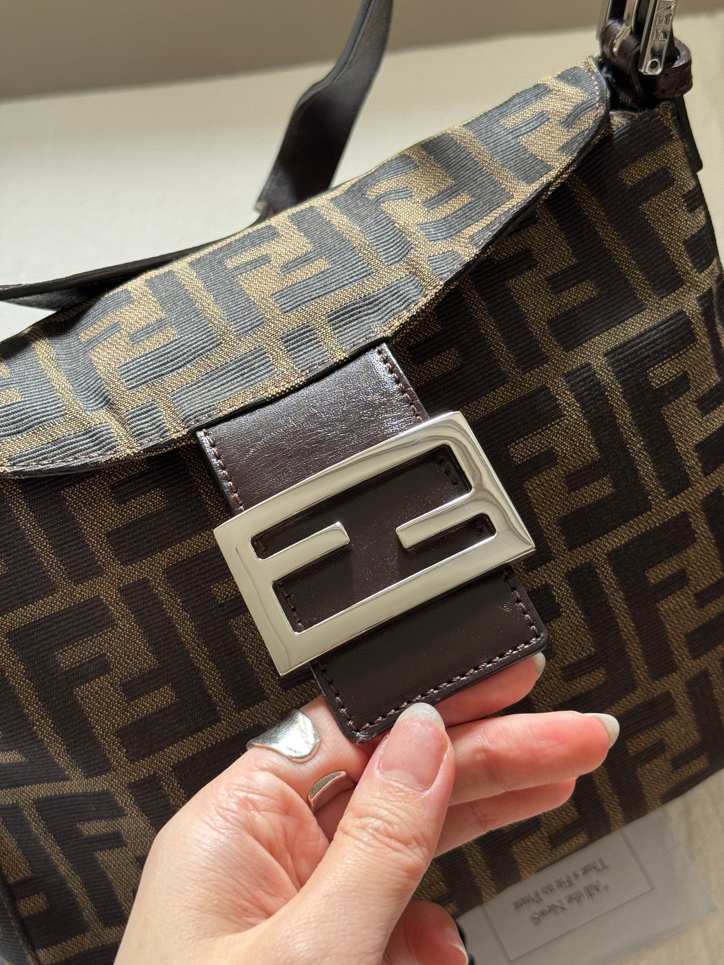 Vintage Fendi 老花銀扣square baguette 🍞