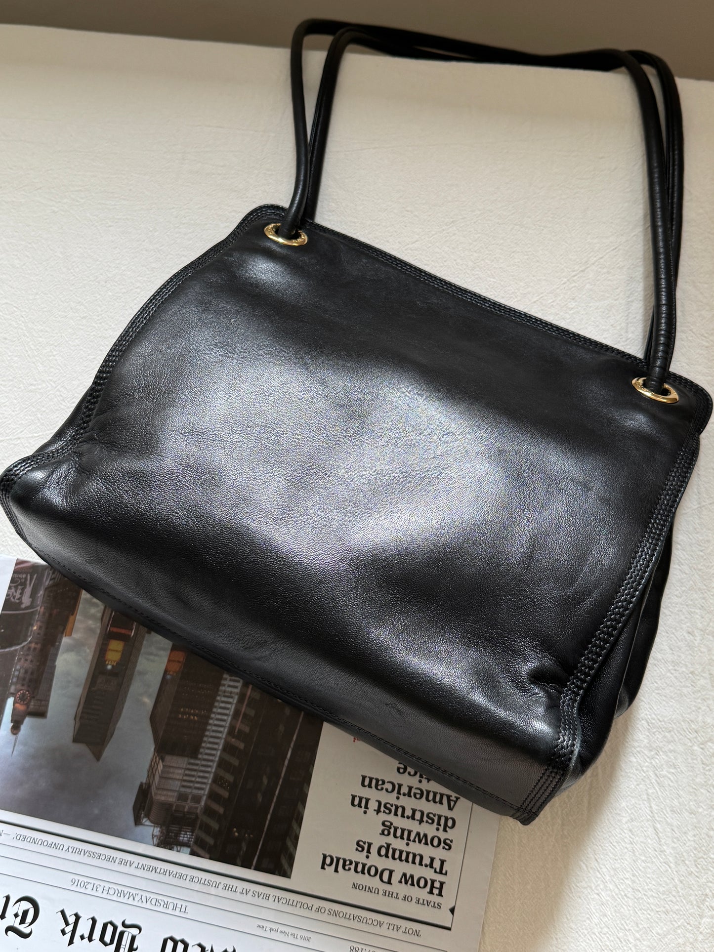 Vintage L o e w e小羊皮shoulder bag💫