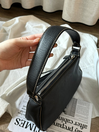 Vintage Chanel 流蘇hobo bag🕶️