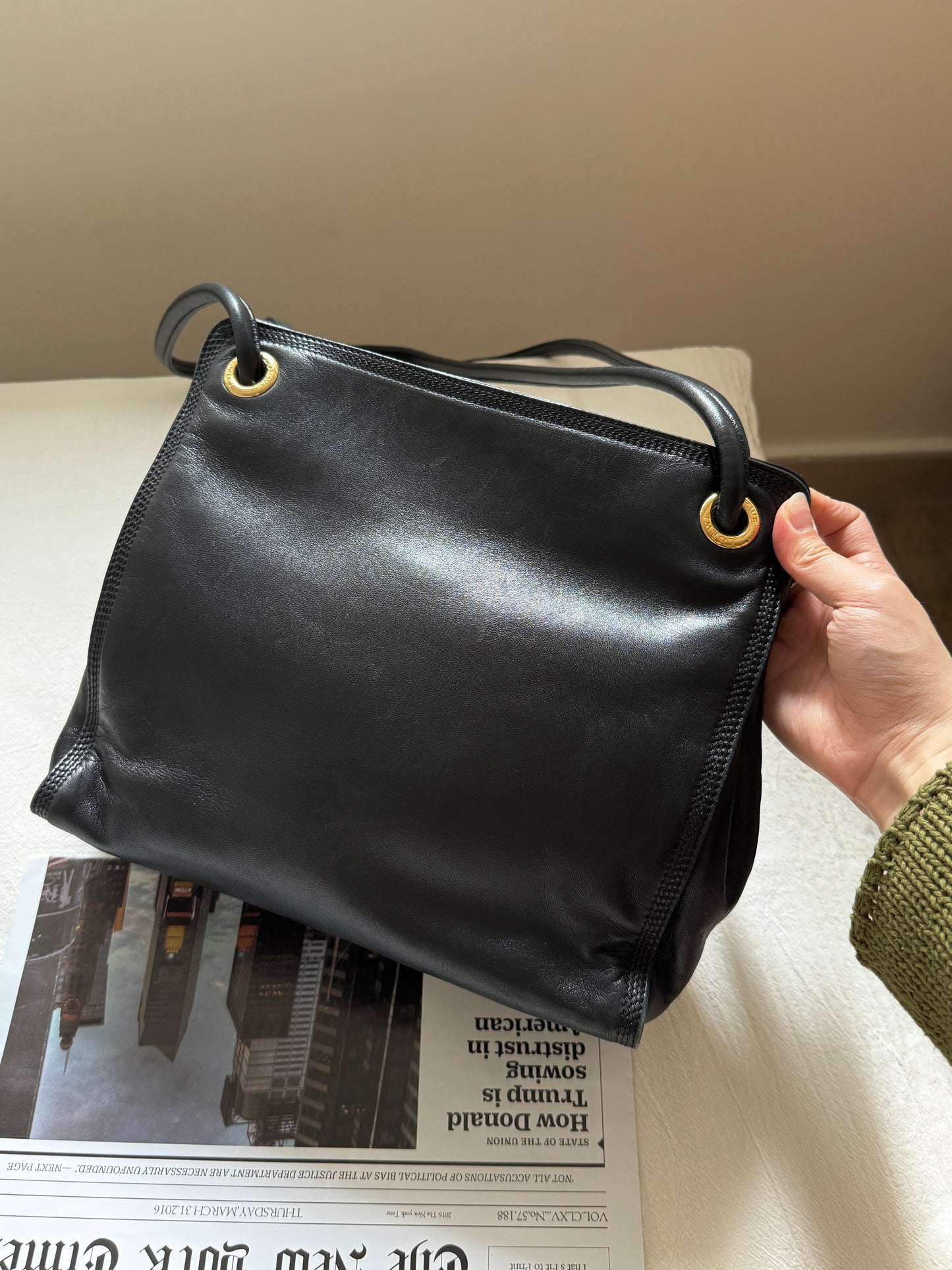 Vintage L o e w e小羊皮shoulder bag💫