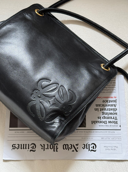Vintage L o e w e小羊皮shoulder bag💫