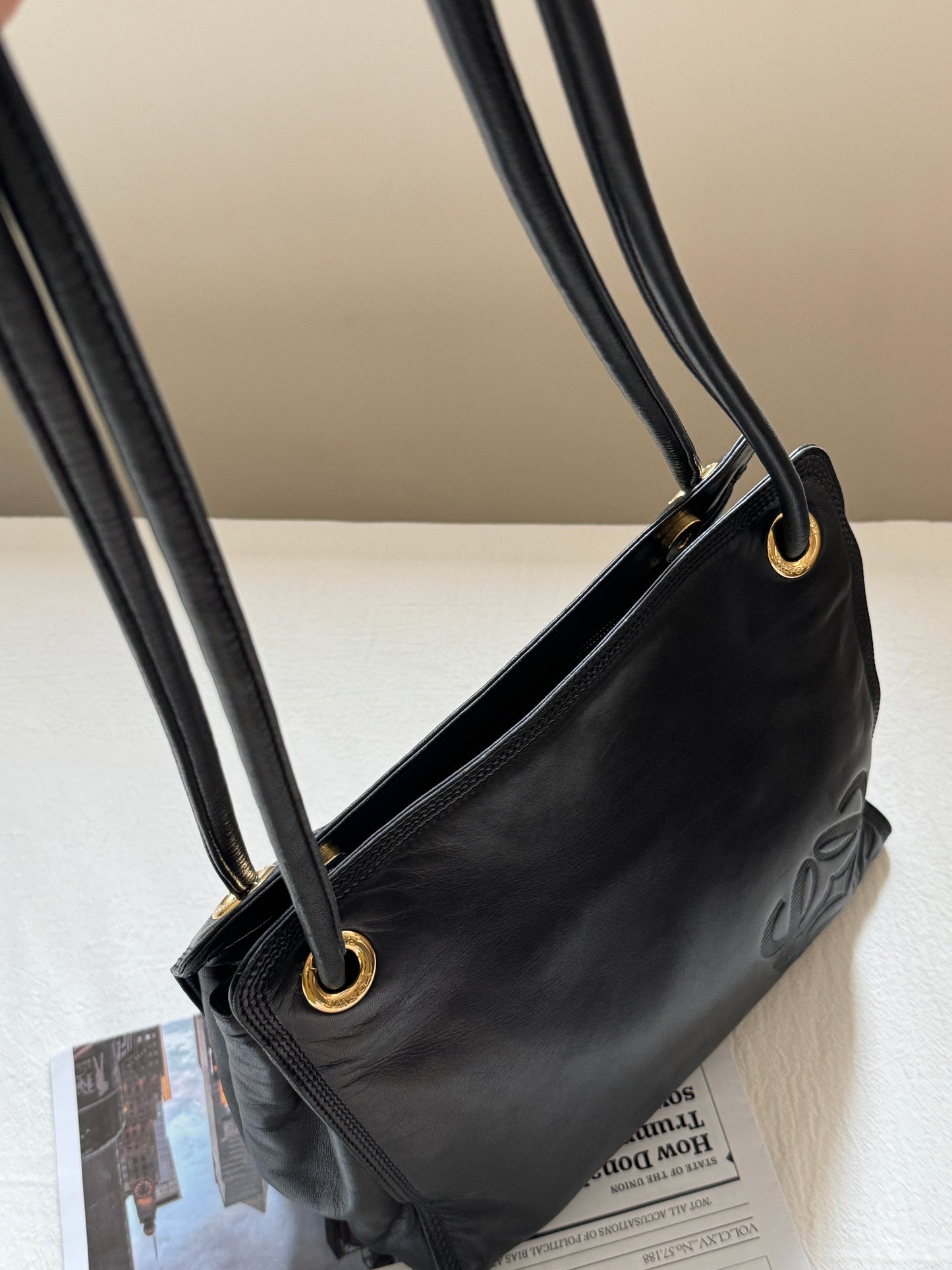 Vintage L o e w e小羊皮shoulder bag💫