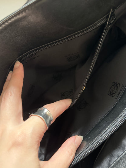 Vintage L o e w e小羊皮shoulder bag💫