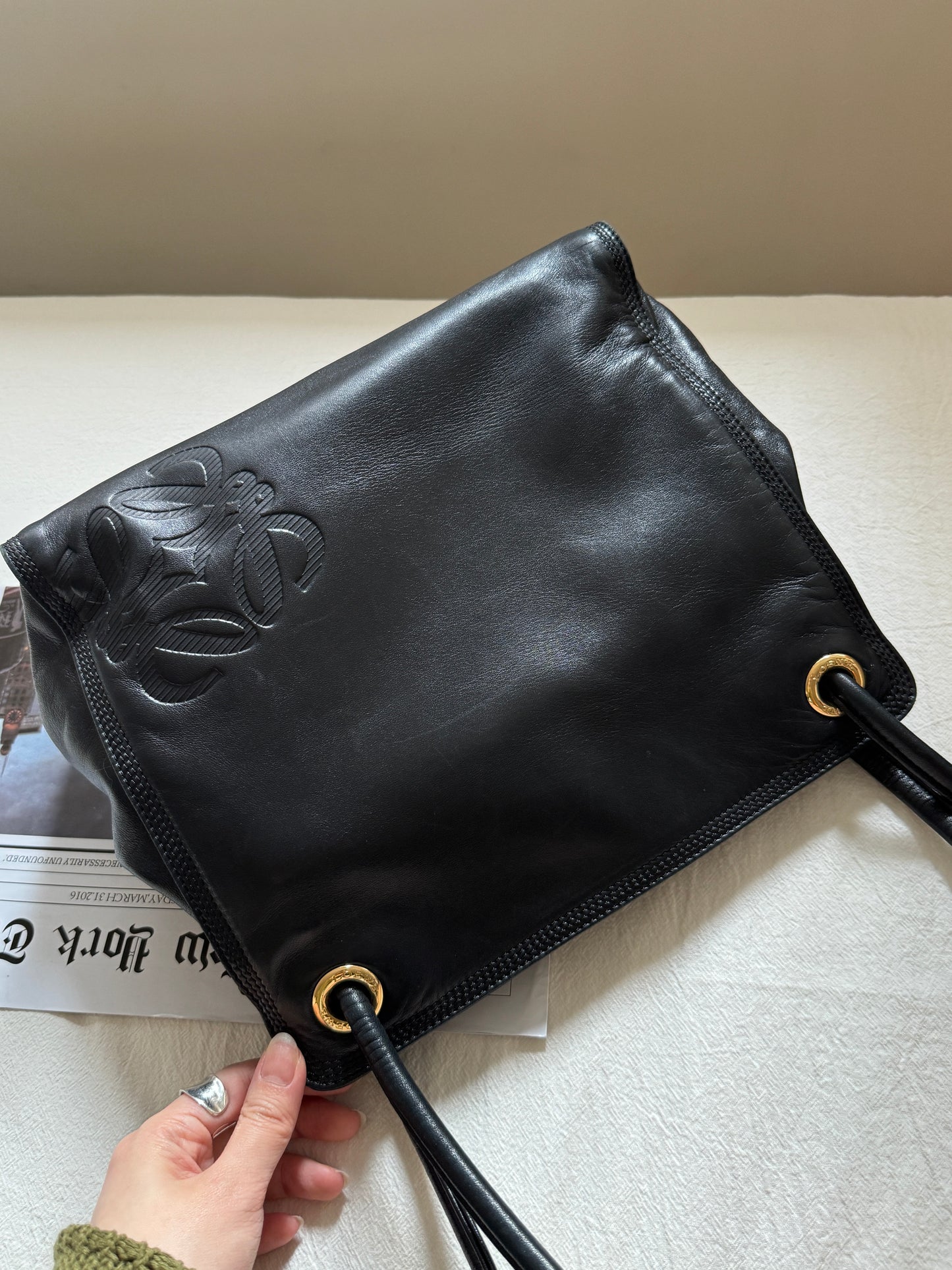 Vintage L o e w e小羊皮shoulder bag💫