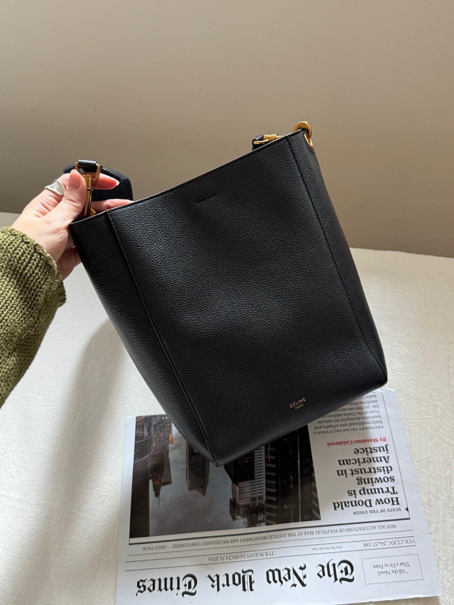 Old Celine sangle bucket small☕️