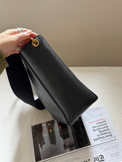 Old Celine sangle bucket small☕️