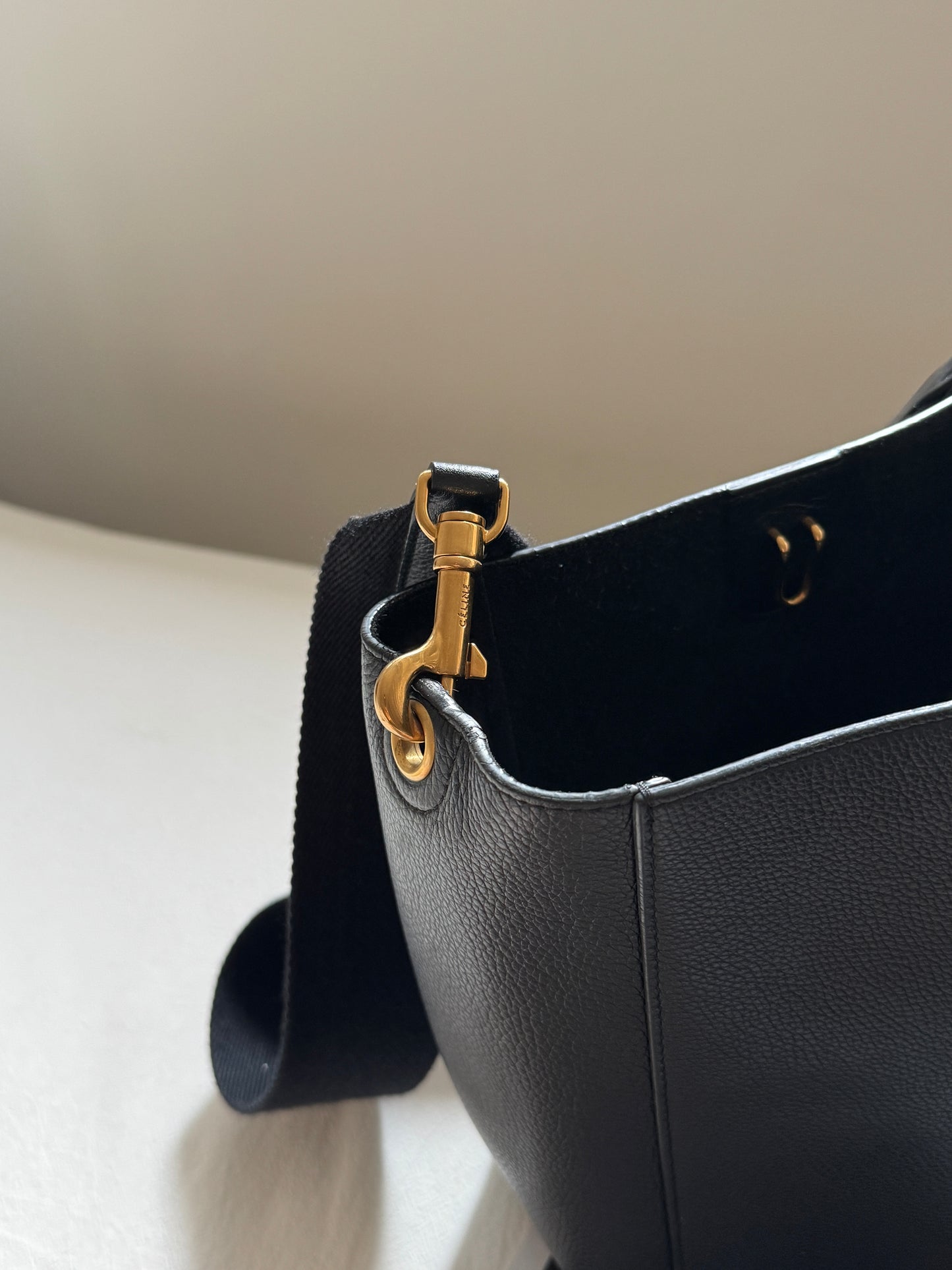 Old Celine sangle bucket small☕️