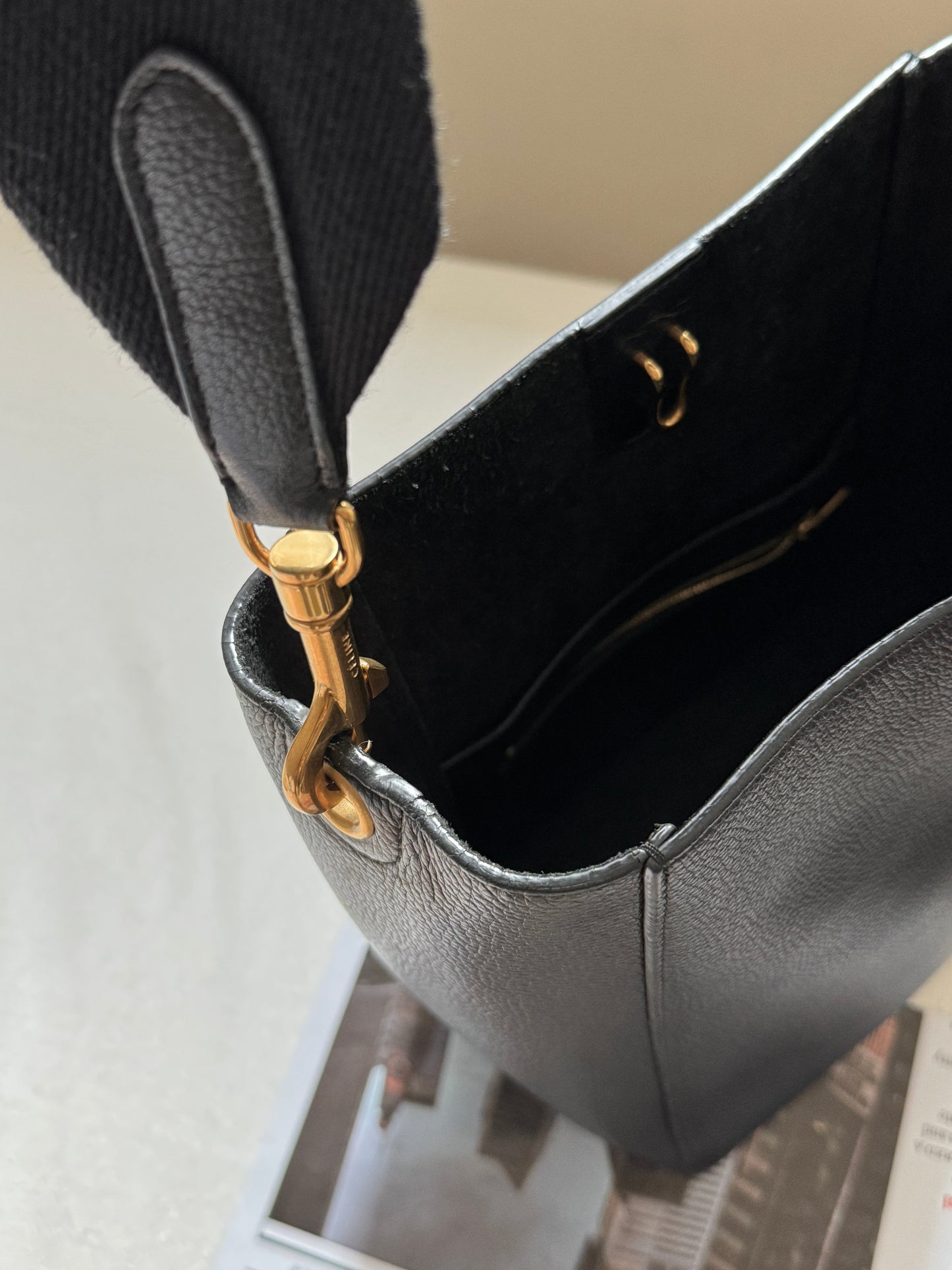 Old Celine sangle bucket small☕️