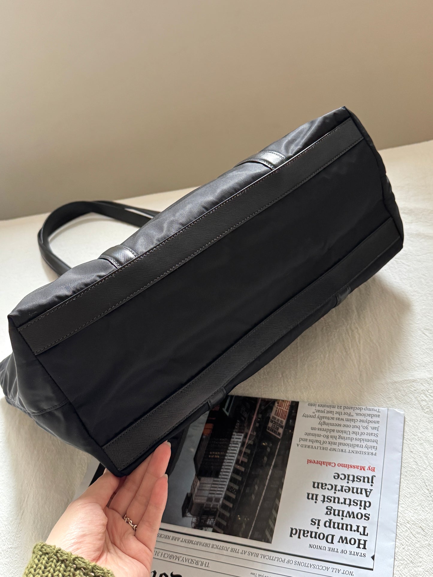 Vintage Prada nylon tote bag🕶️