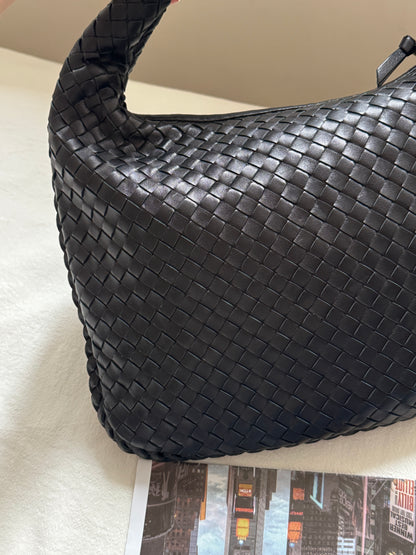 Vintage Bottega Veneta intrecciato hobo🪐