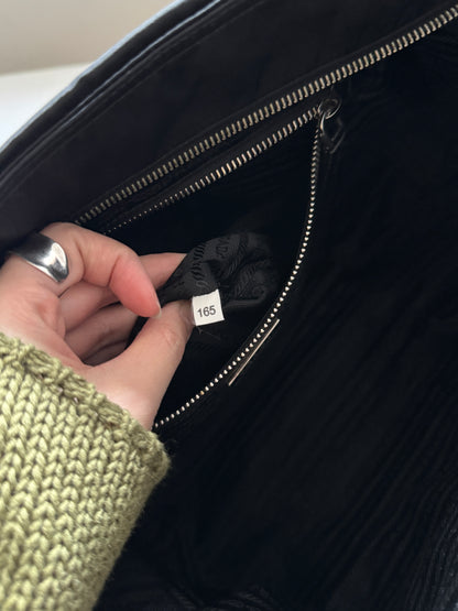 Vintage Prada nylon tote bag🕶️