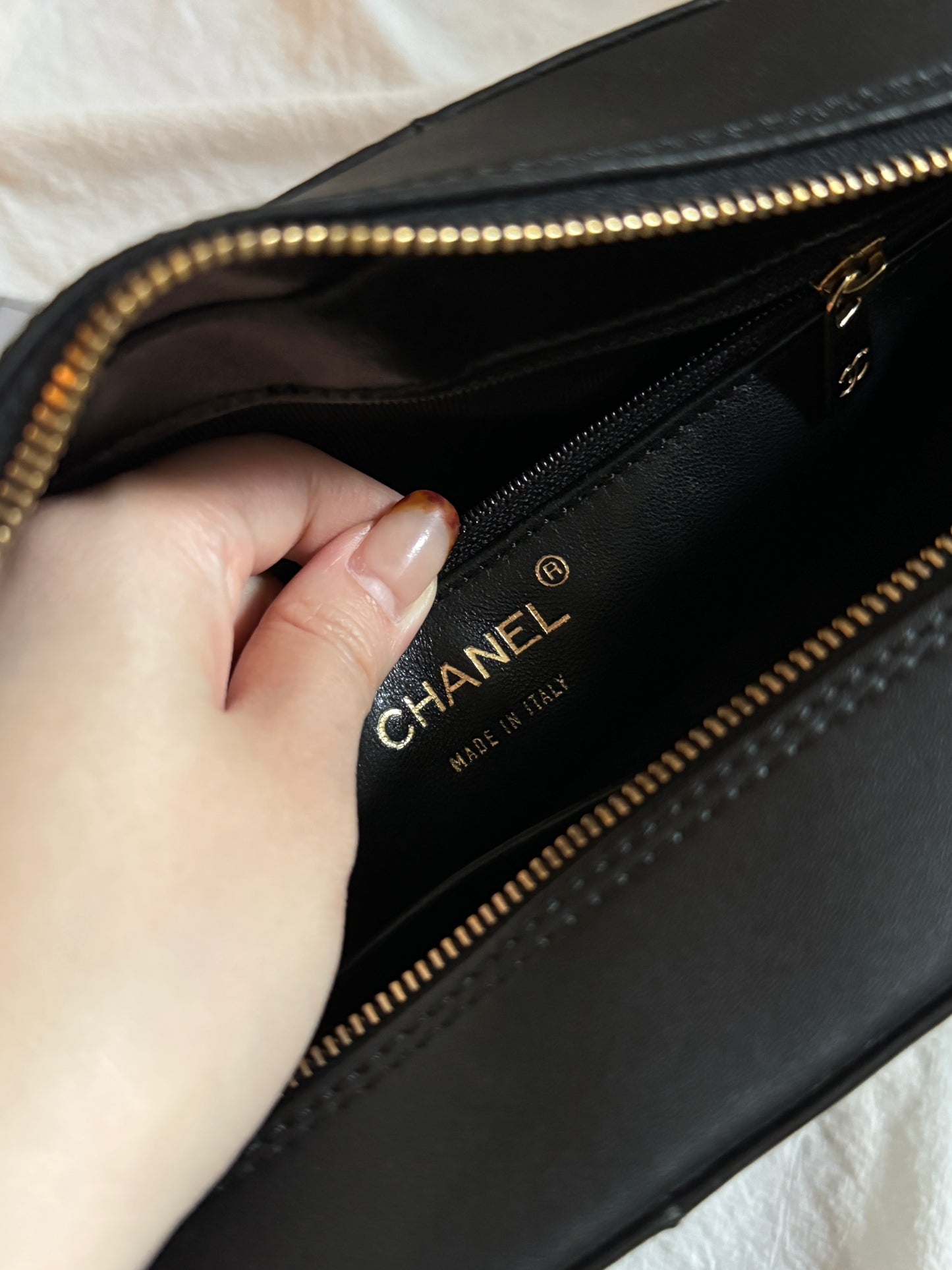 Vintage Chanel 黑色冰格shoulder bag