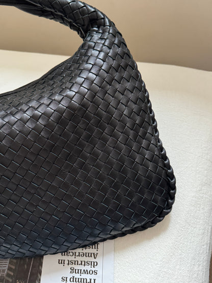Vintage Bottega Veneta intrecciato hobo🪐