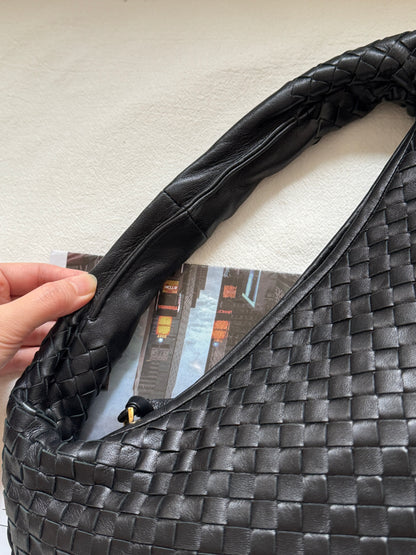Vintage Bottega Veneta intrecciato hobo🪐
