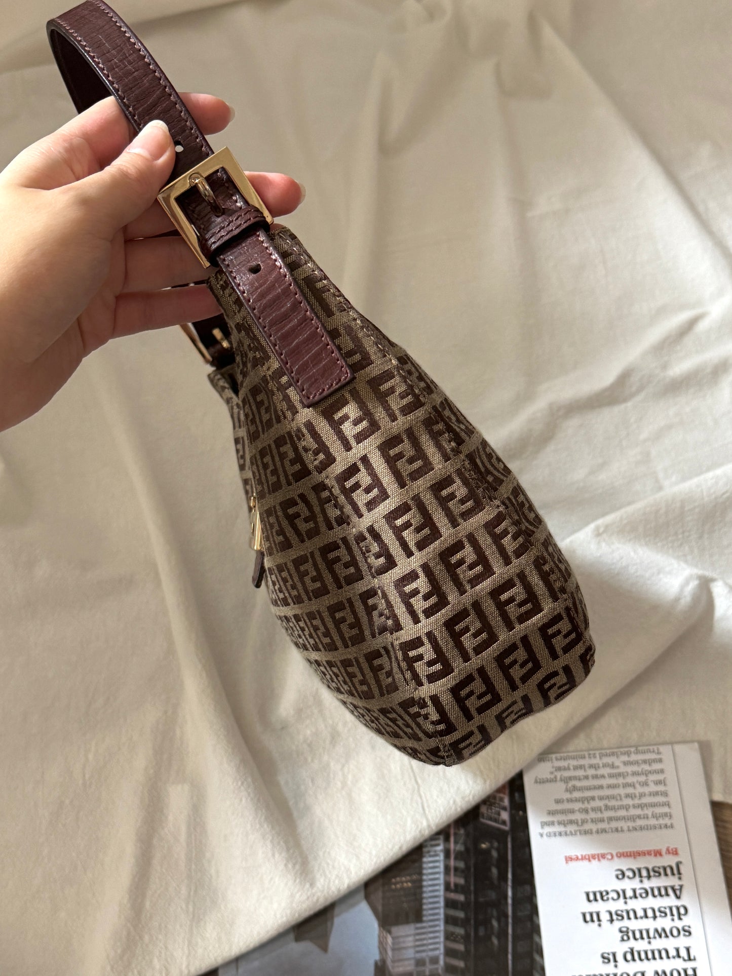 Vintage Fendi 金扣brown zucchino hobo💫