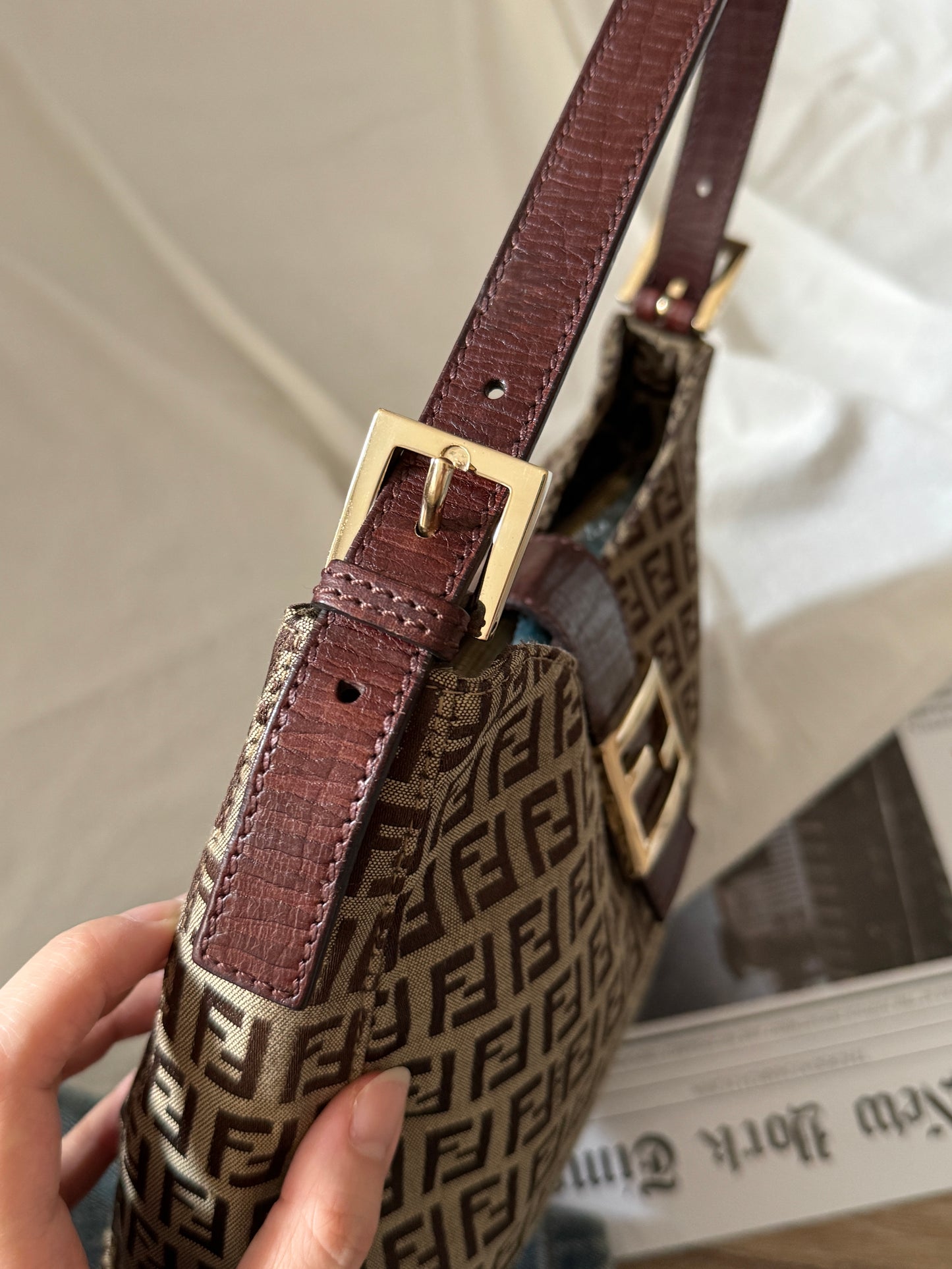 Vintage Fendi 金扣brown zucchino hobo💫