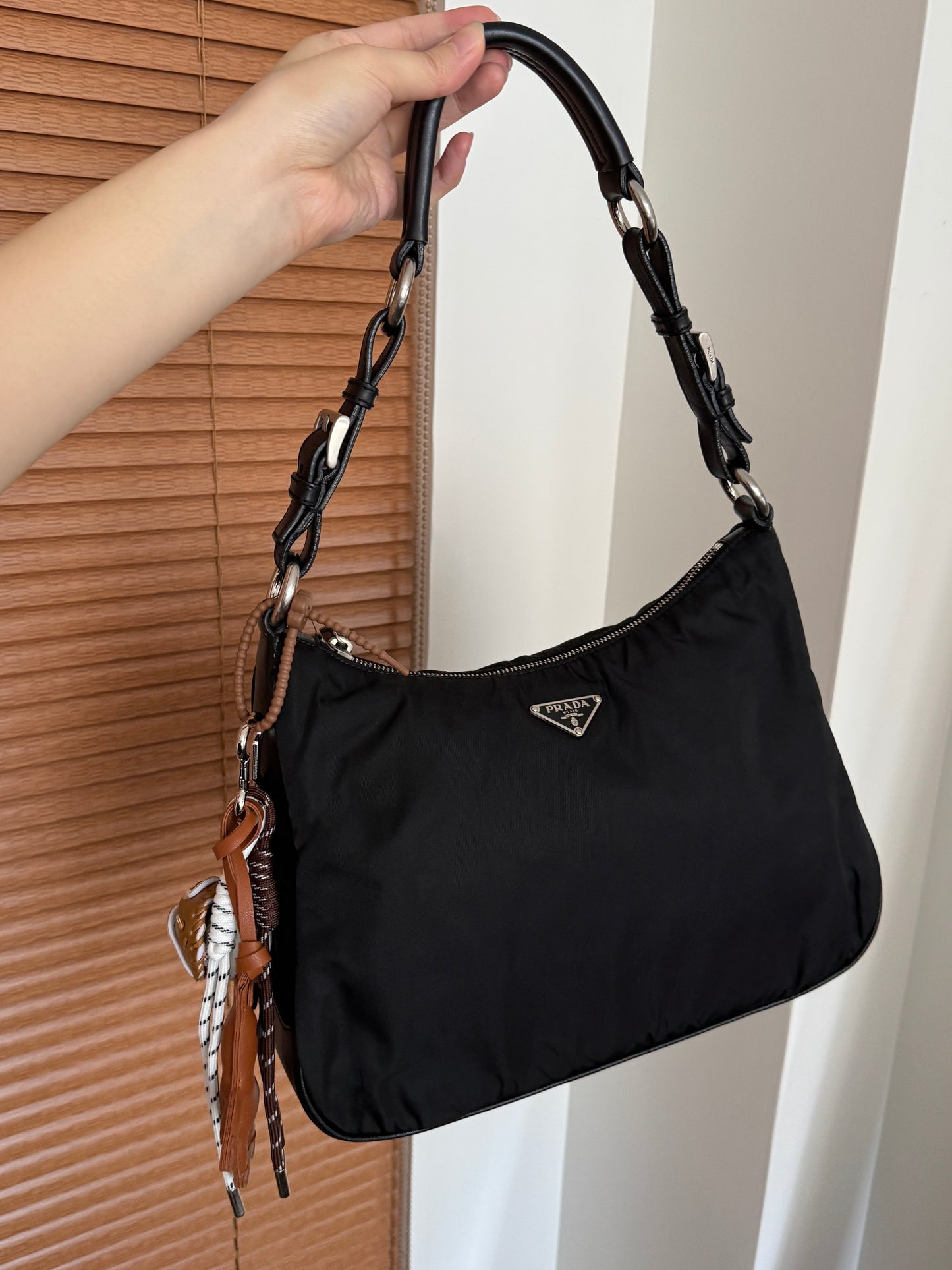 Vintage Prada nylon leather hobo bag🏍️