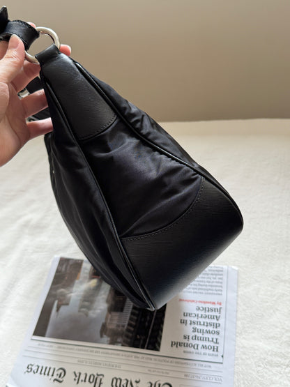 Vintage Prada nylon leather hobo bag🏍️