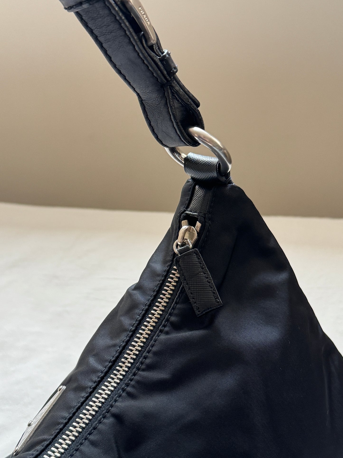 Vintage Prada nylon leather hobo bag🏍️