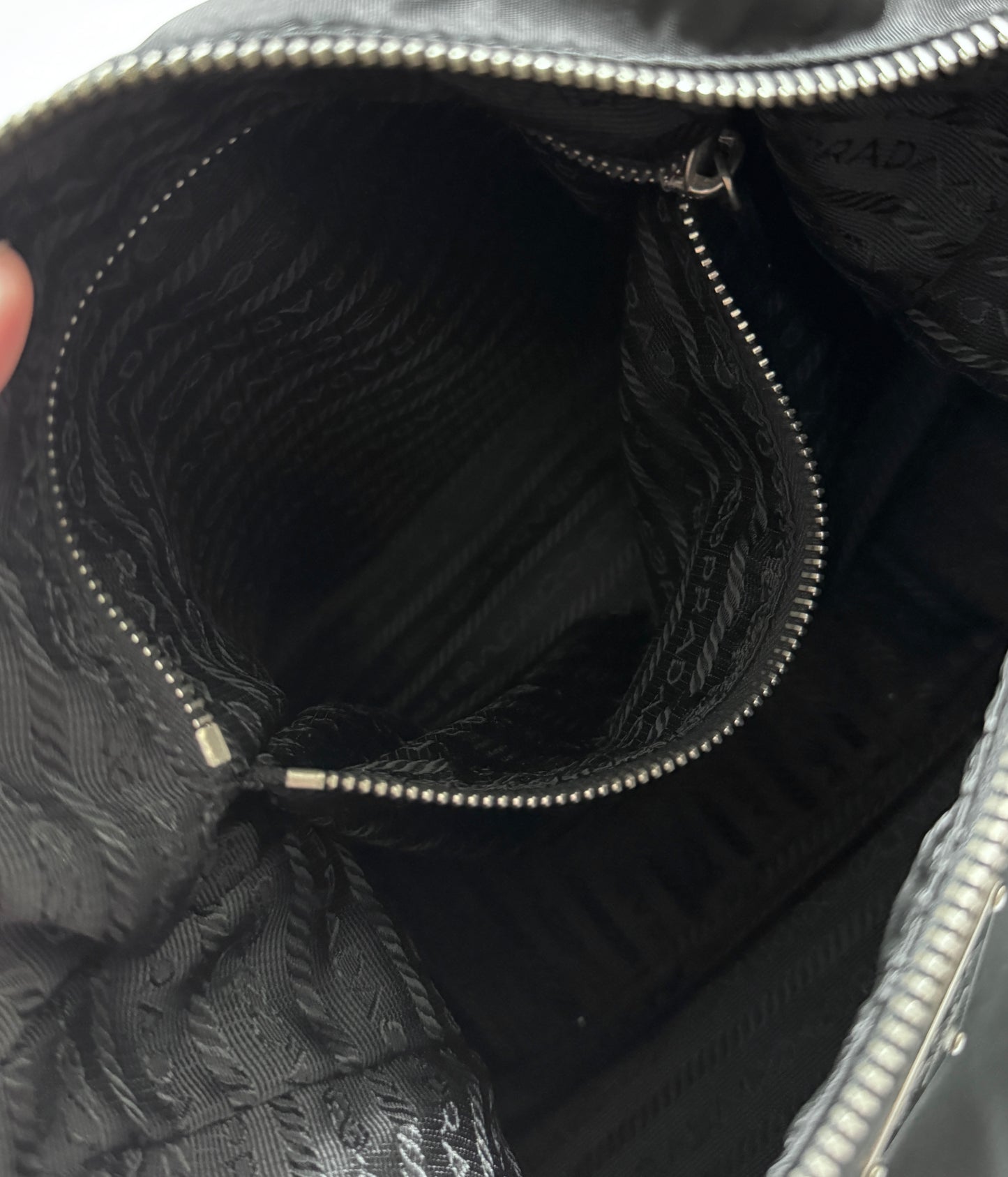Vintage Prada nylon leather hobo bag🏍️