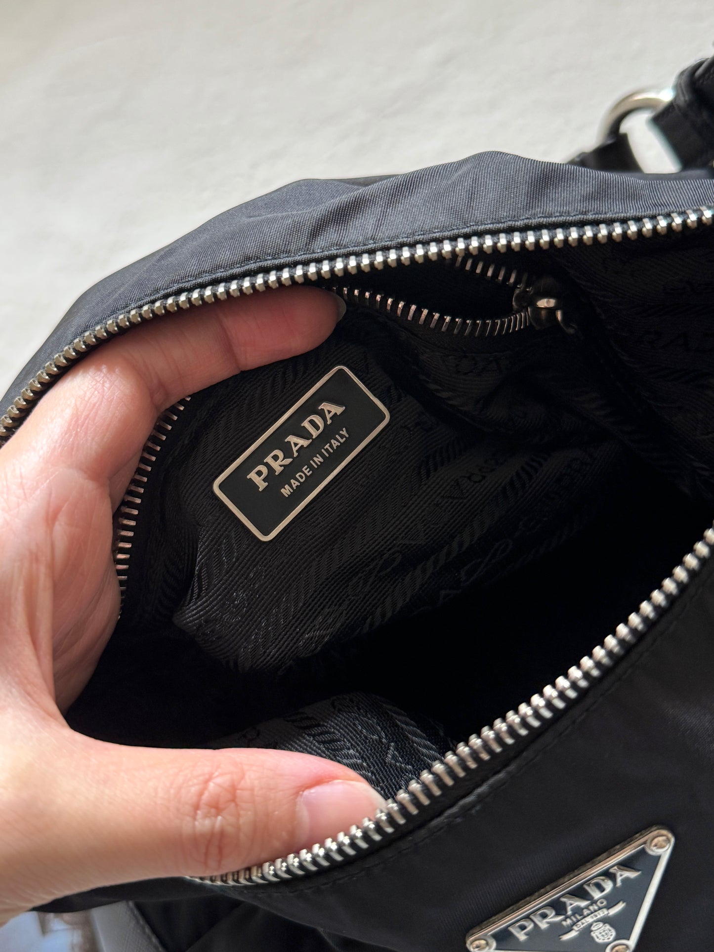 Vintage Prada nylon leather hobo bag🏍️