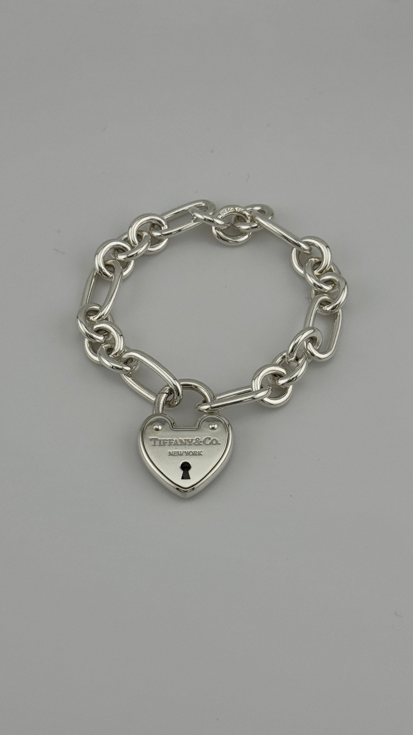 Rare! Box set! Vintage Tiffany 925 heart lock bracelet