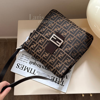 Vintage Fendi zucca square baguette 🥖