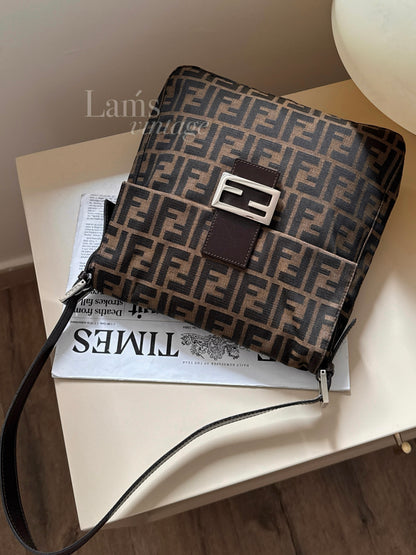 Vintage Fendi zucca square baguette 🥖