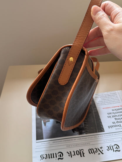 Vintage Celine macadam crossbody bag🧸