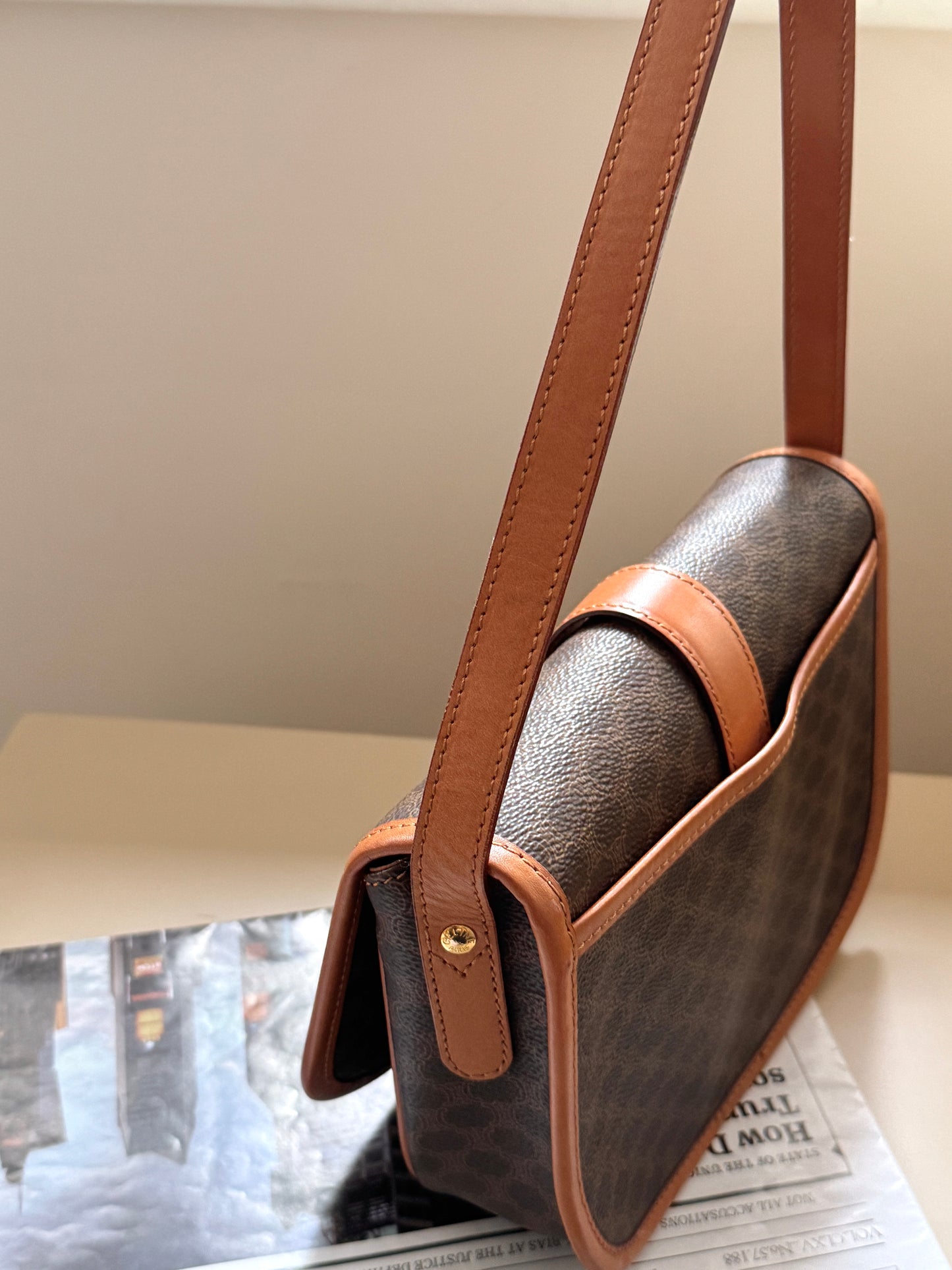 Vintage Celine macadam crossbody bag🧸