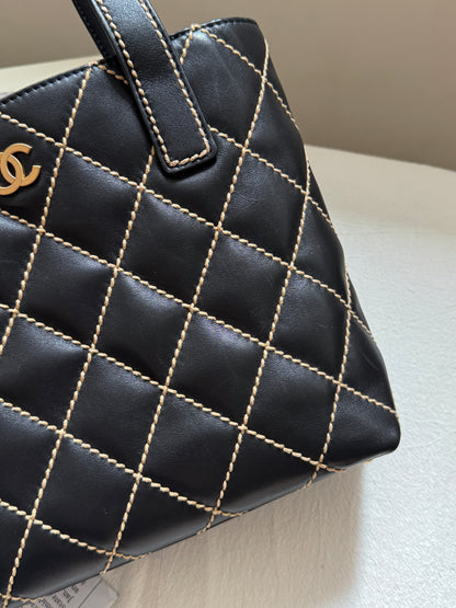 Vintage Chanel calfskin vivian tote