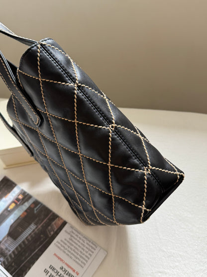 Vintage Chanel calfskin vivian tote