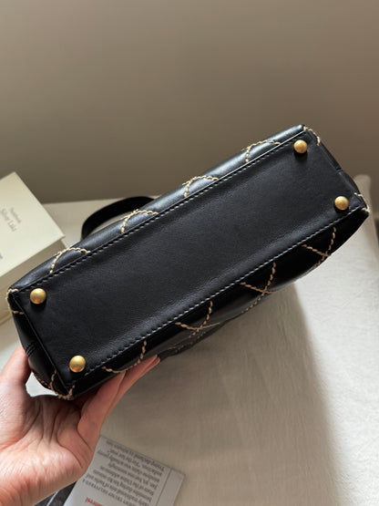 Vintage Chanel calfskin vivian tote