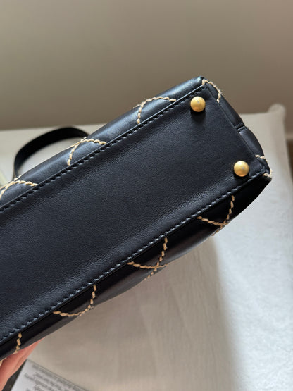 Vintage Chanel calfskin vivian tote