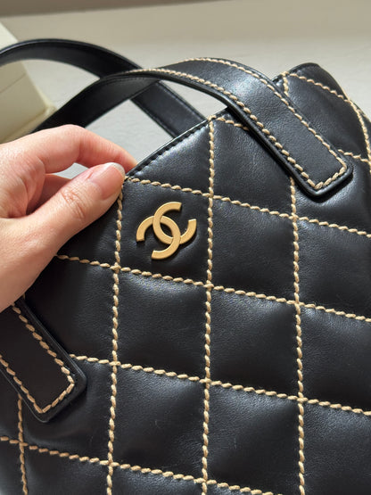 Vintage Chanel calfskin vivian tote