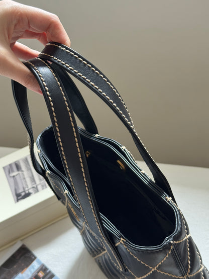 Vintage Chanel calfskin vivian tote