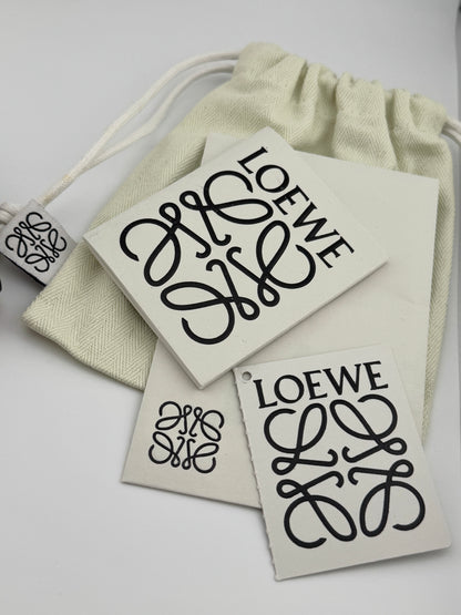 現代款box set全套！ Loewe slim zip wallet短夾