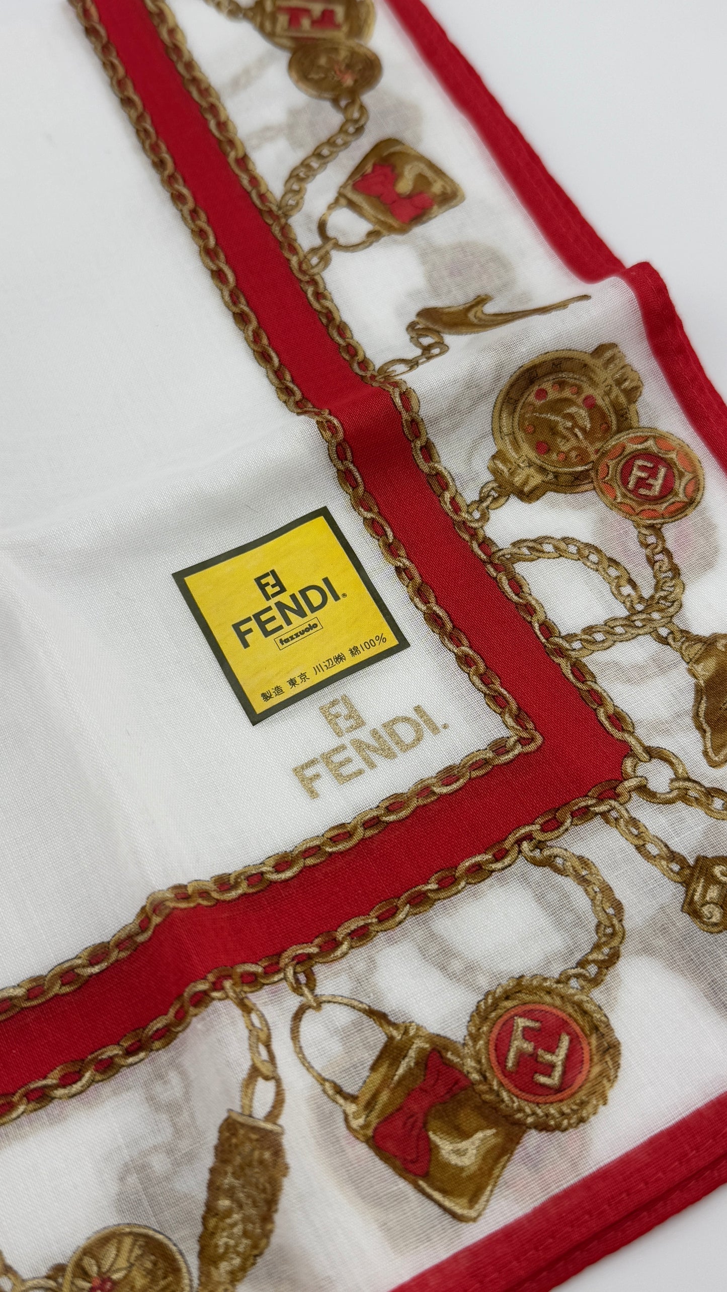 全新有sticker! Vintage Fendi scarf 45x45