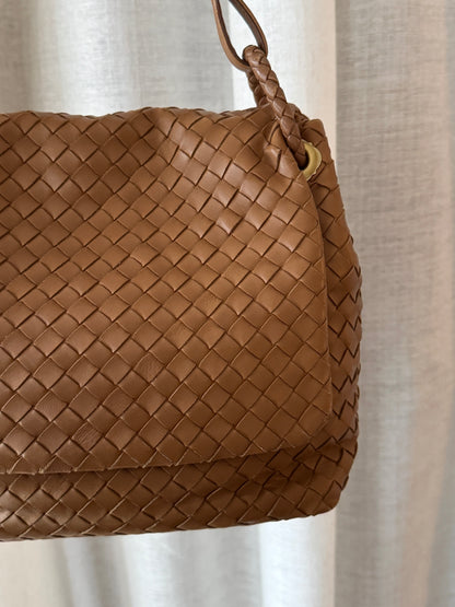 Vintage Bottega Veneta leather flap bag🧸