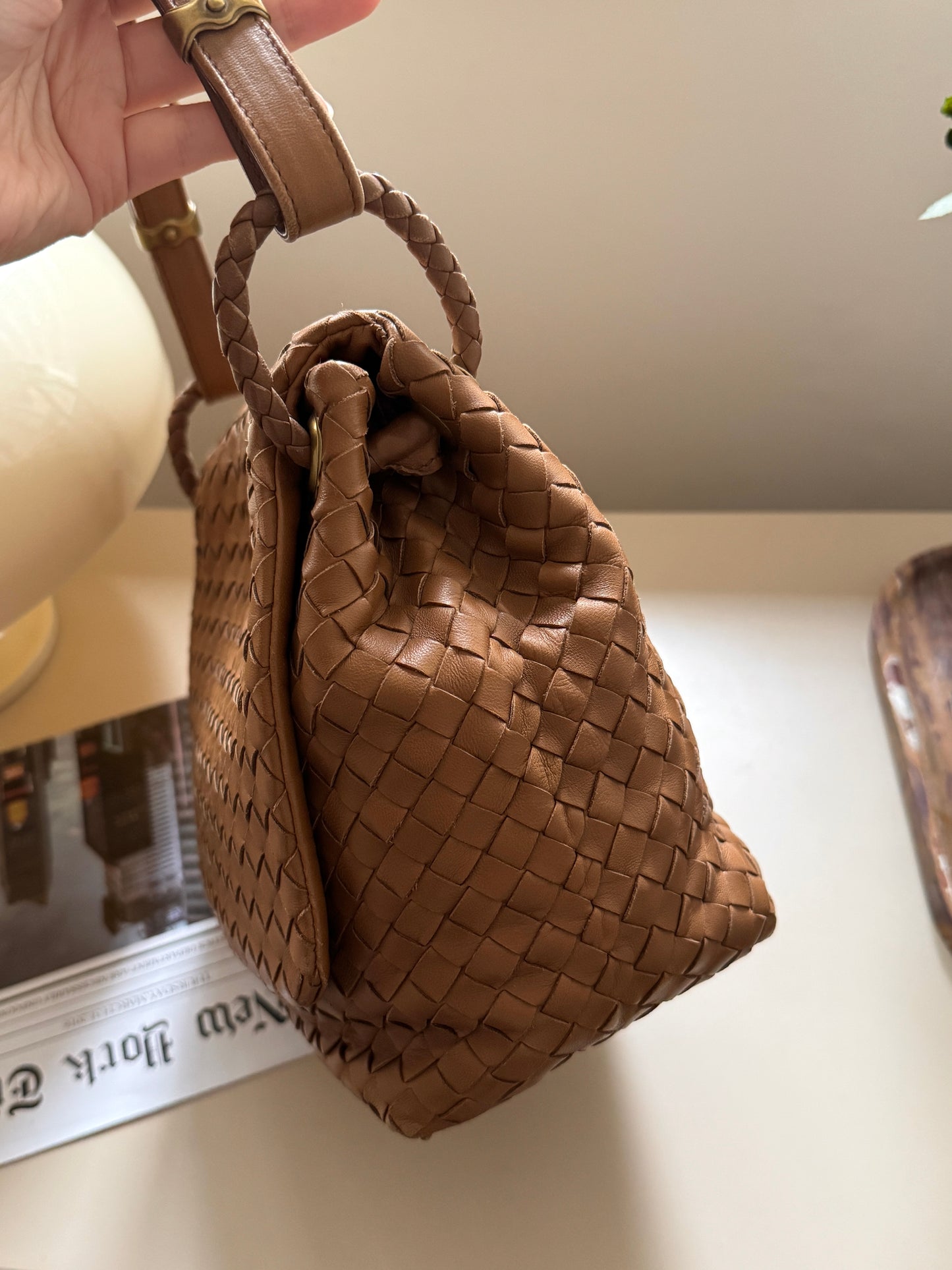 Vintage Bottega Veneta leather flap bag🧸