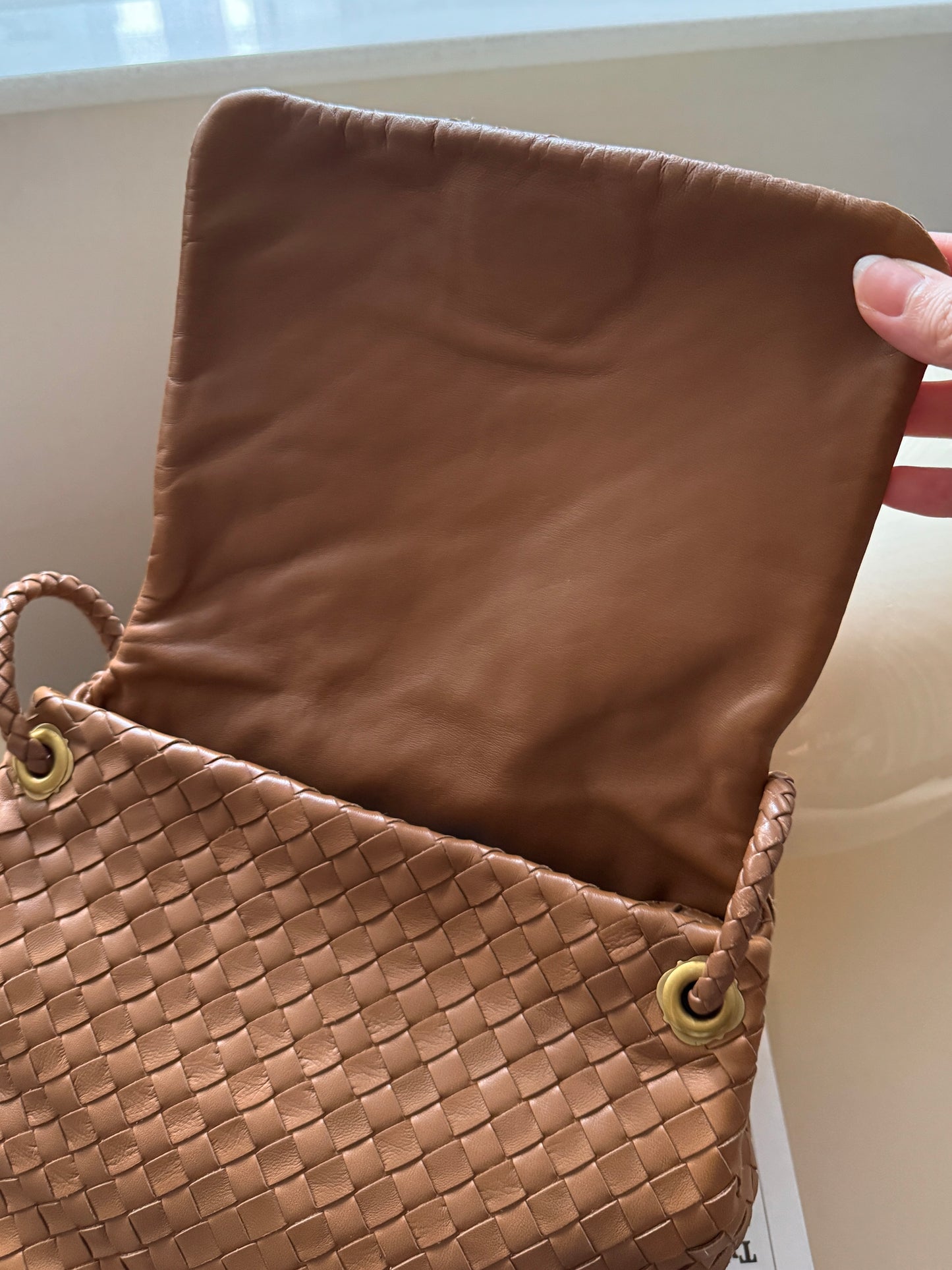 Vintage Bottega Veneta leather flap bag🧸