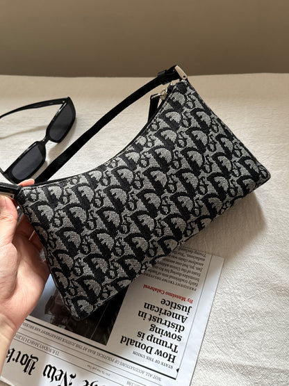 Vintage Dior 黑花銀扣trotter shoulder bag