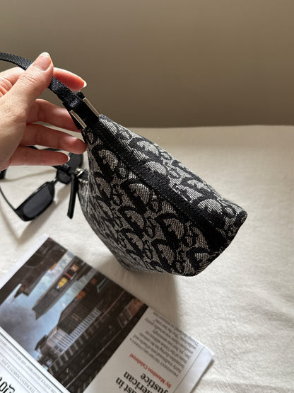 Vintage Dior 黑花銀扣trotter shoulder bag