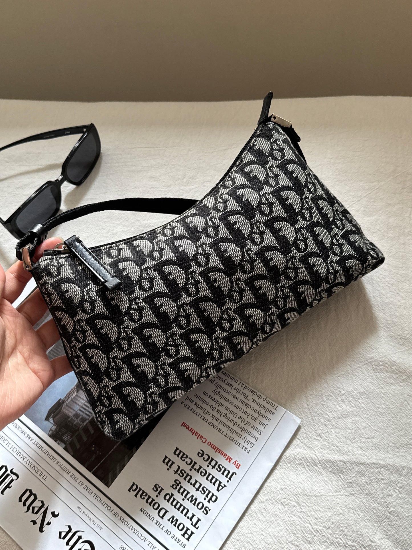 Vintage Dior 黑花銀扣trotter shoulder bag