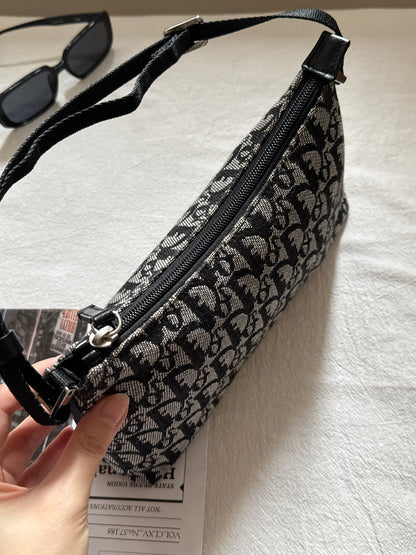 Vintage Dior 黑花銀扣trotter shoulder bag